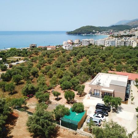 Mezzanine Bay Hotel Himare Exterior foto